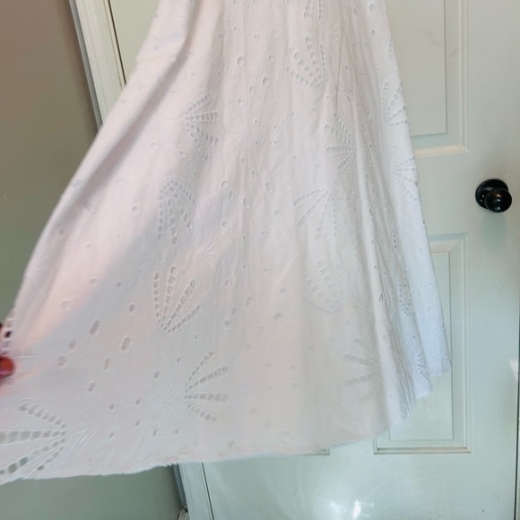 White 100% Cotton Eyelet Seashell Pattern Slip Dress - Picture 10 of 12